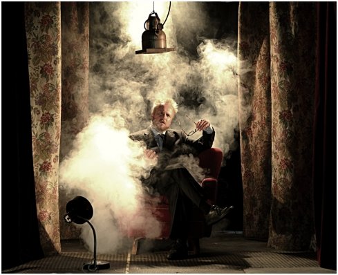 THE ILLUSIONIST